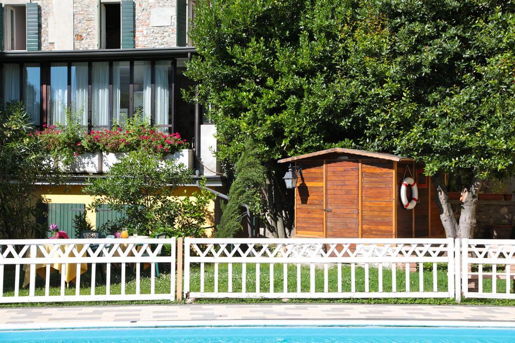Hotel San Filis San Felice del Benaco Exterior foto