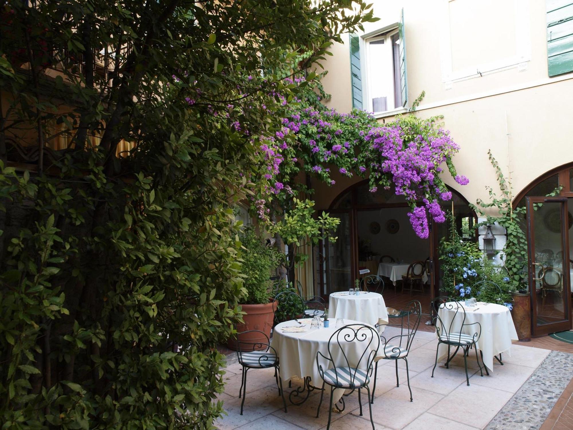 Hotel San Filis San Felice del Benaco Exterior foto